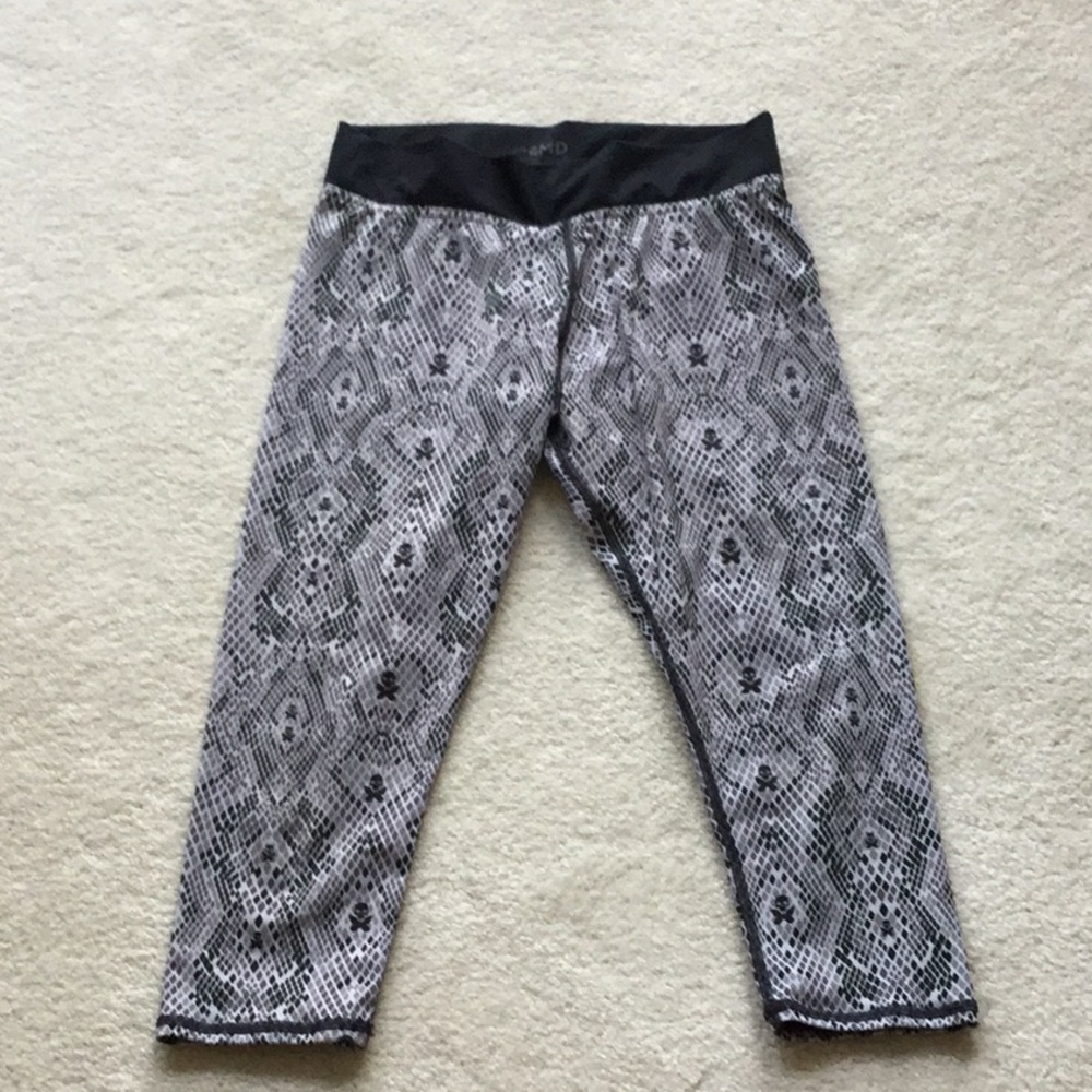 Betty Designs capris